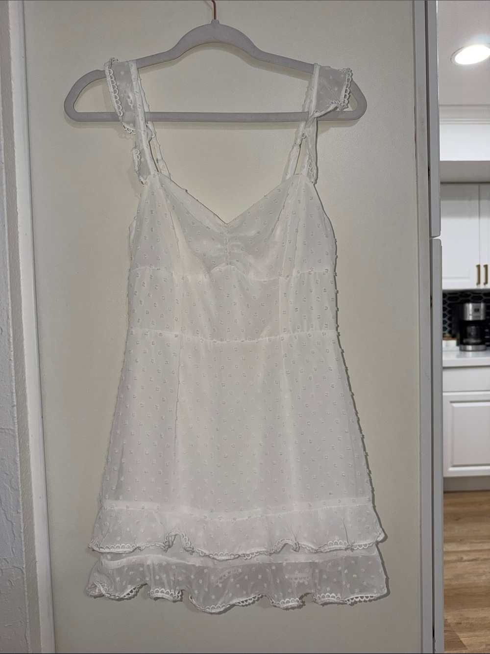 Lucy in the Sky Dotted Ruffle Sweetheart Dress in White | S